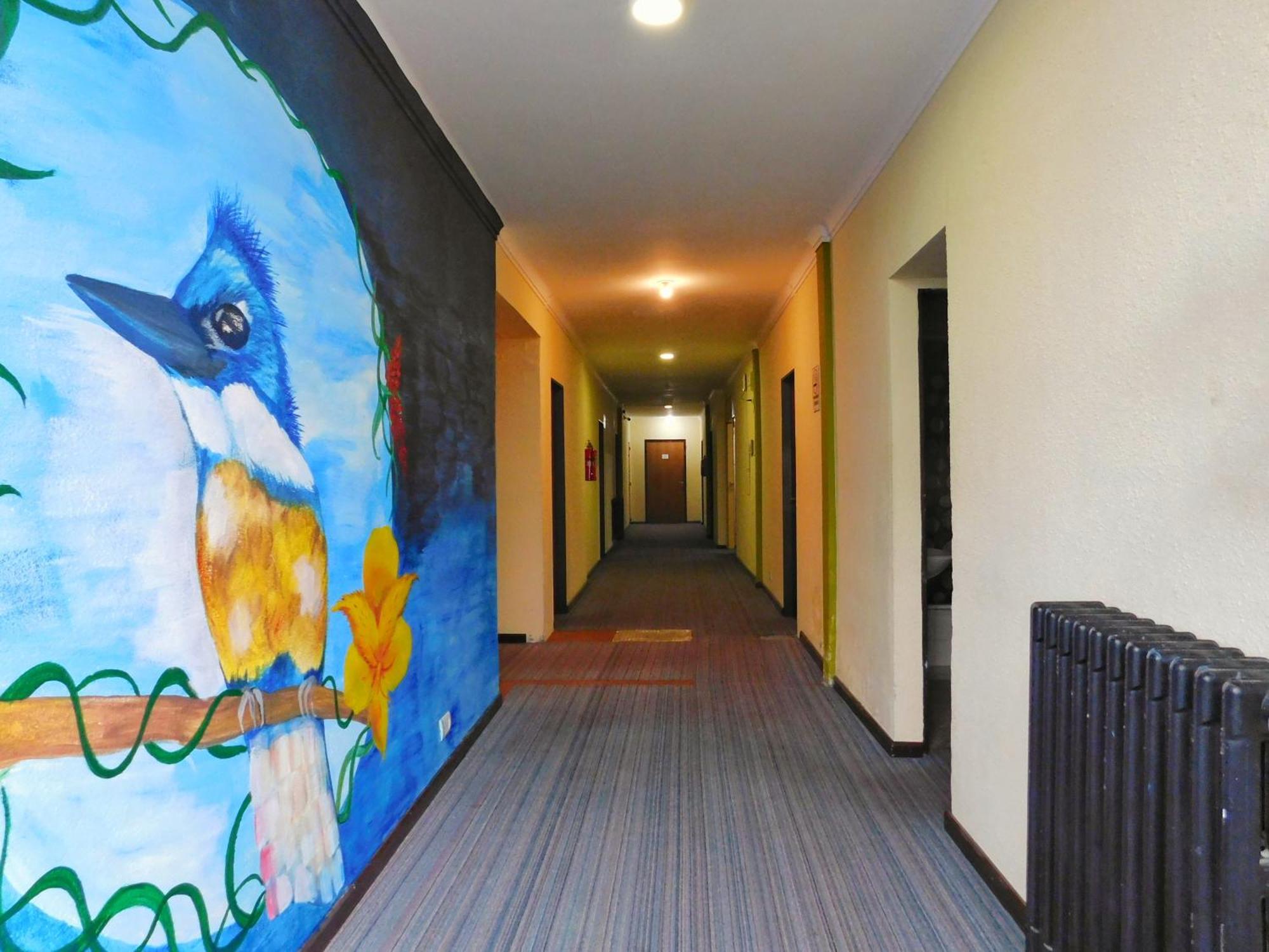 Hostel Arrayan Bariloche Экстерьер фото