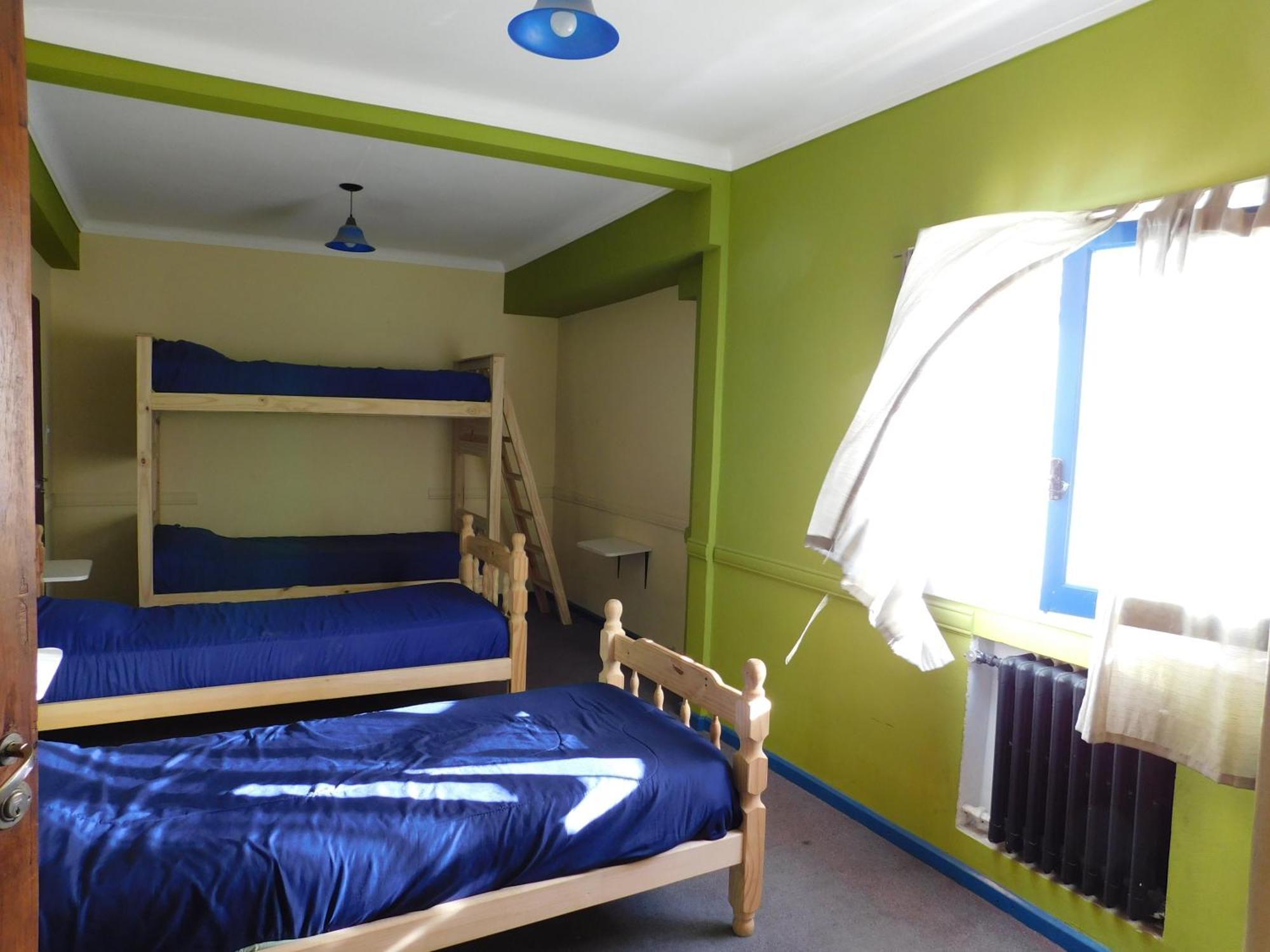 Hostel Arrayan Bariloche Номер фото