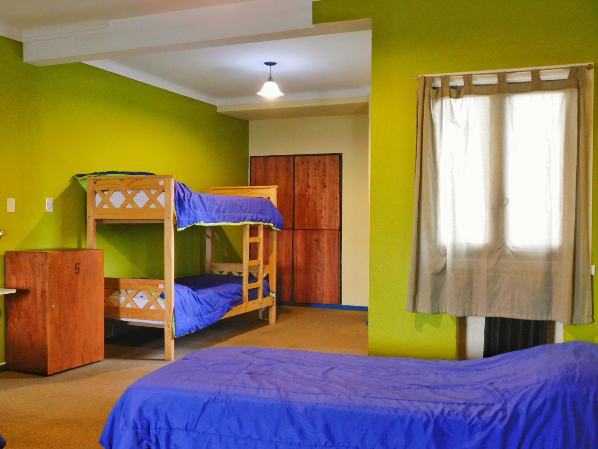 Hostel Arrayan Bariloche Экстерьер фото