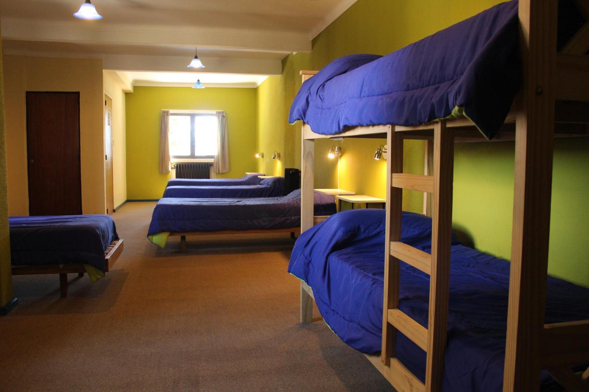 Hostel Arrayan Bariloche Экстерьер фото