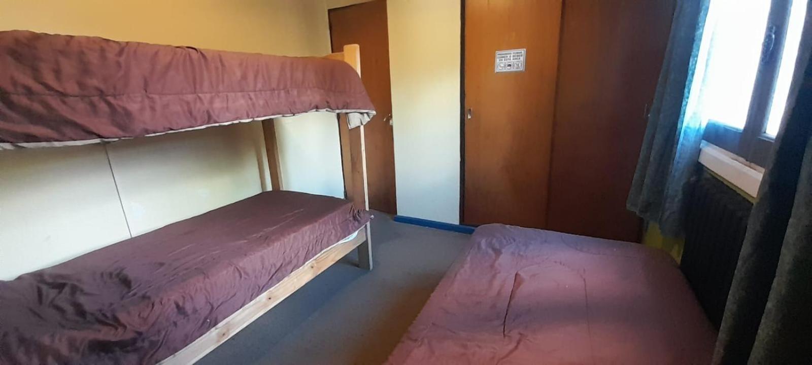Hostel Arrayan Bariloche Номер фото