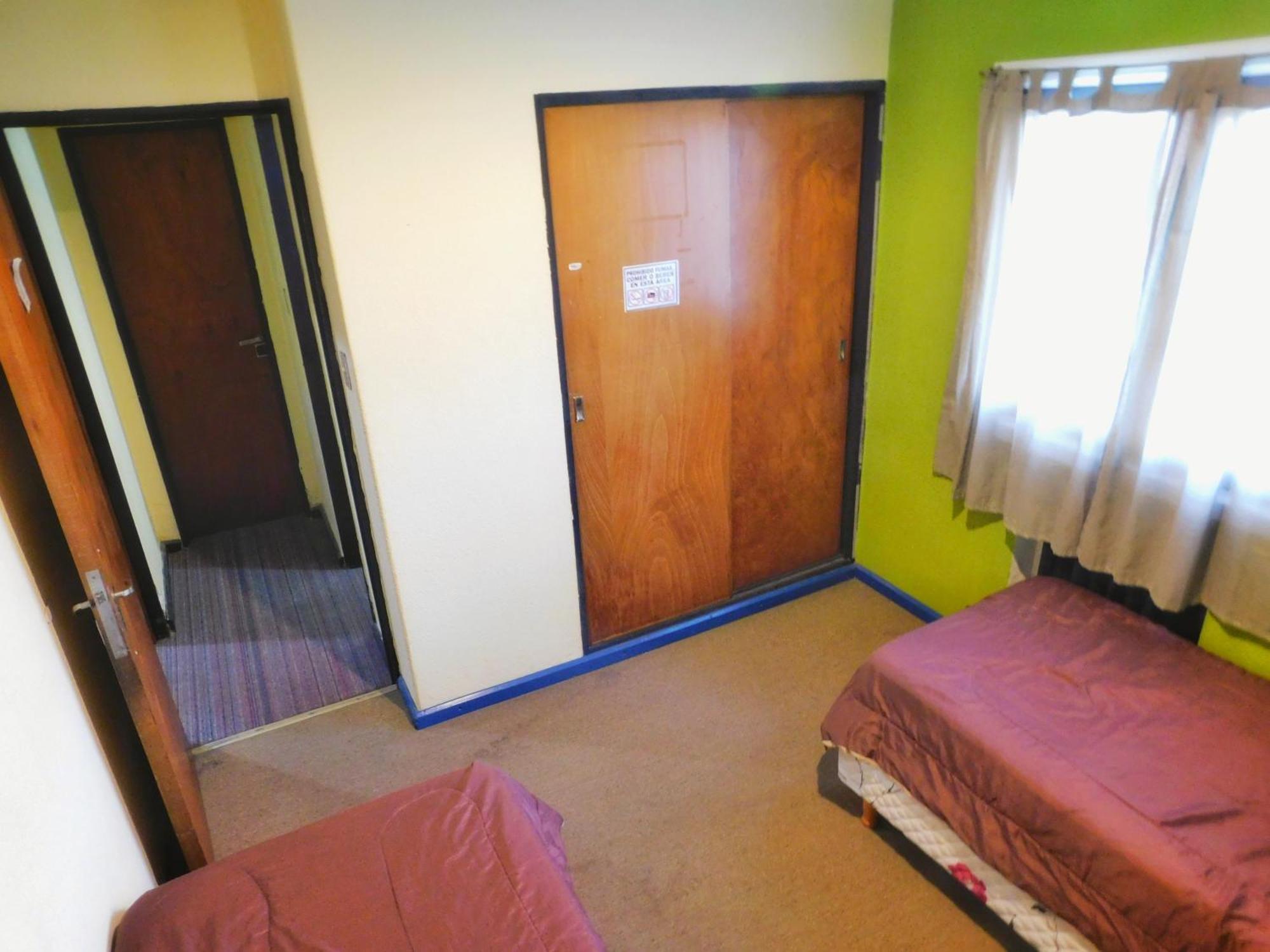 Hostel Arrayan Bariloche Номер фото