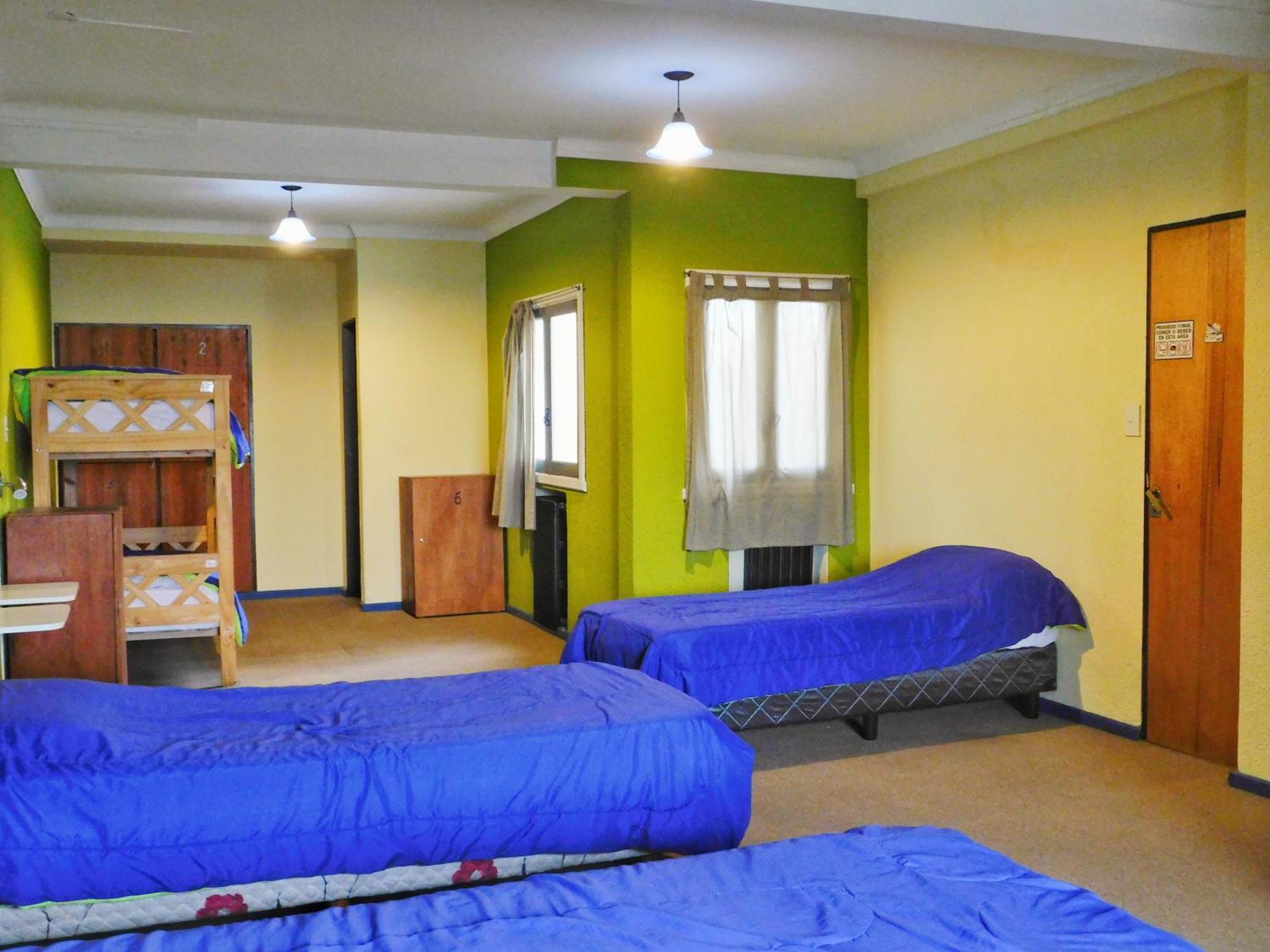 Hostel Arrayan Bariloche Номер фото