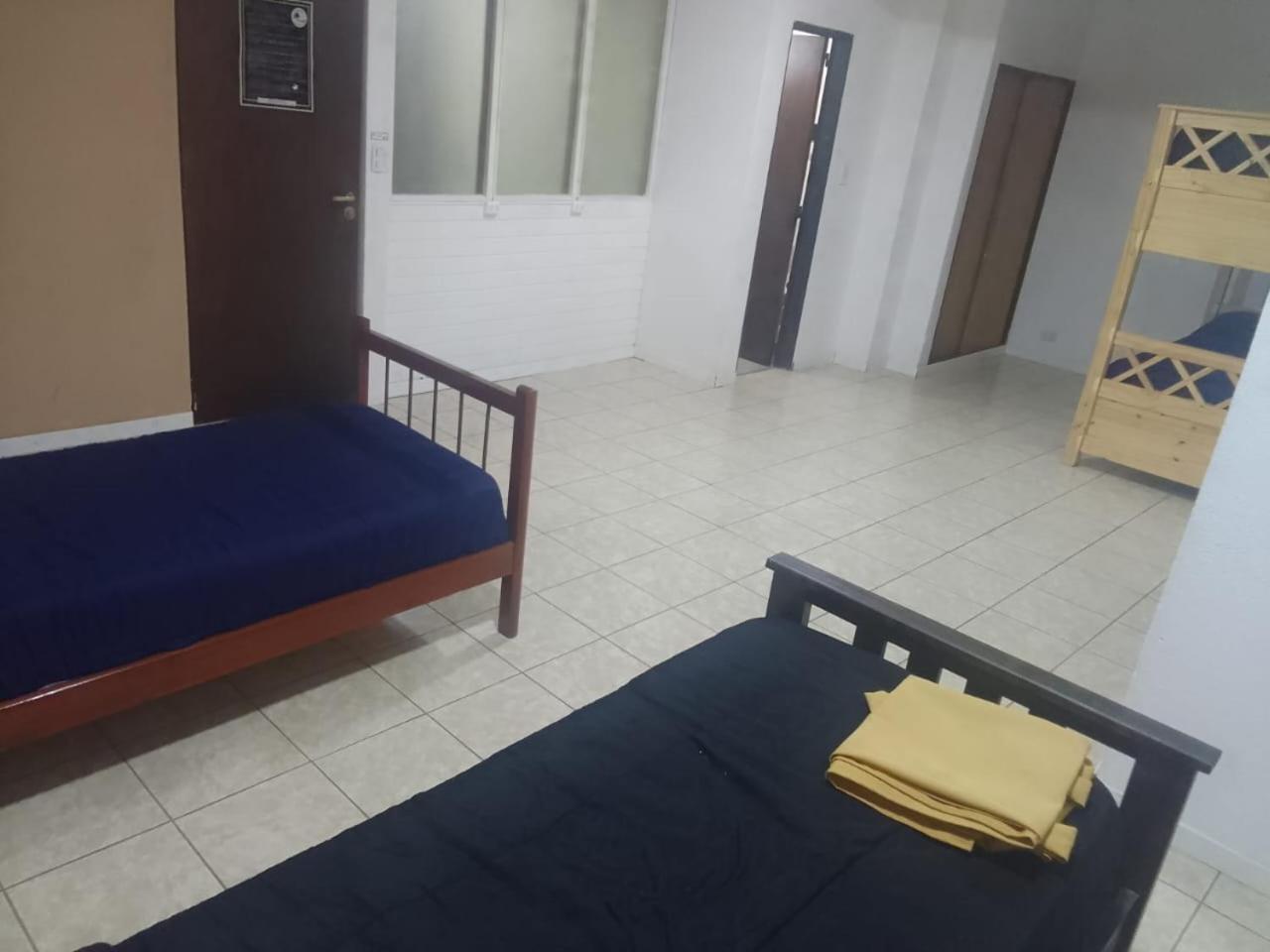 Hostel Arrayan Bariloche Экстерьер фото