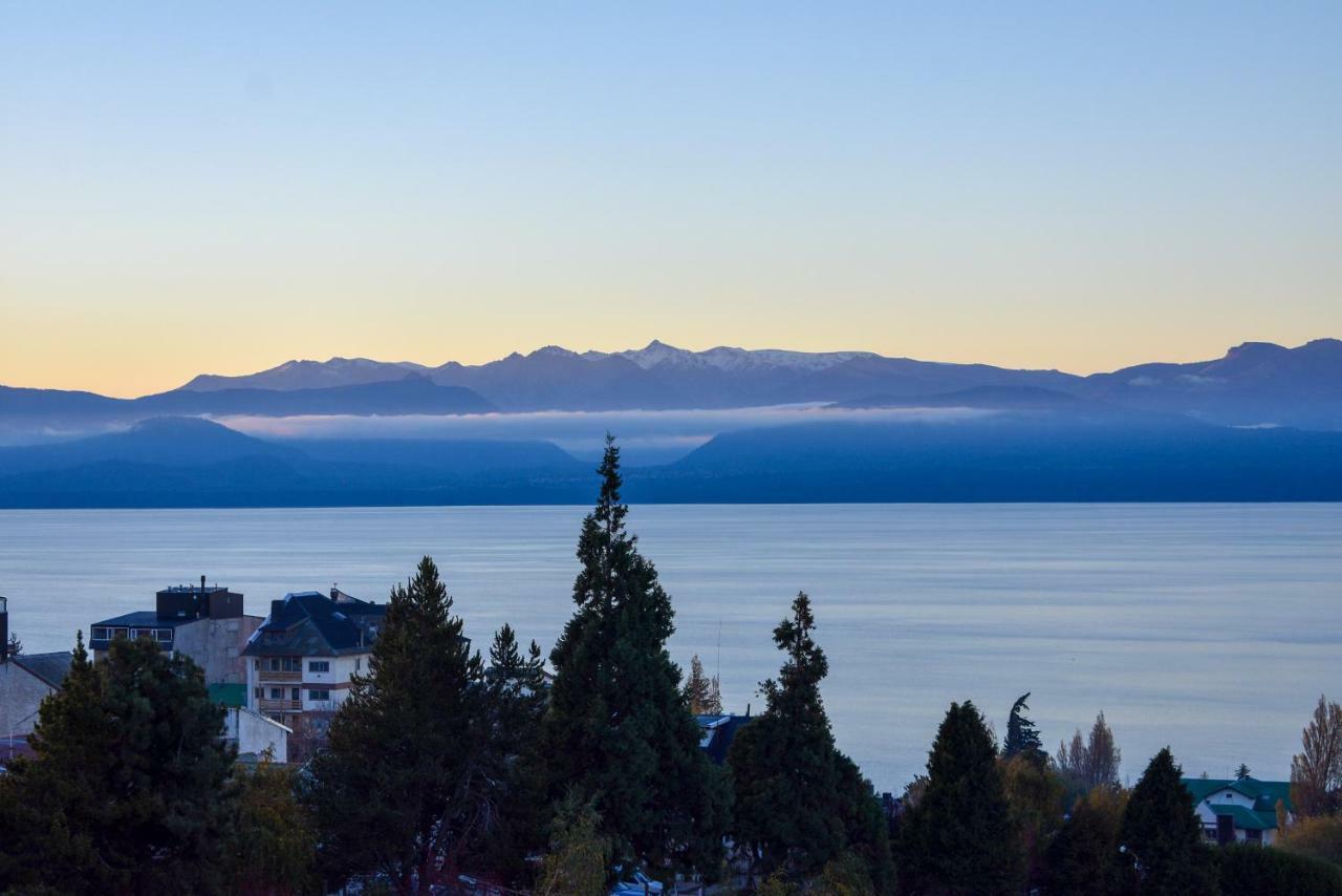 Hostel Arrayan Bariloche Экстерьер фото